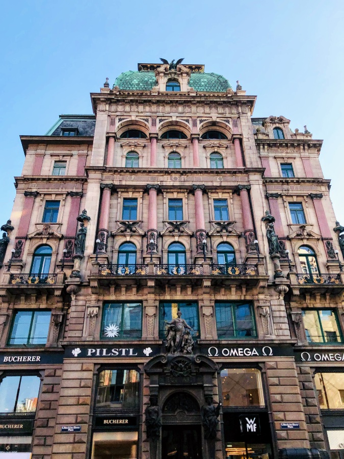 Historic Kärntner Strasse Building