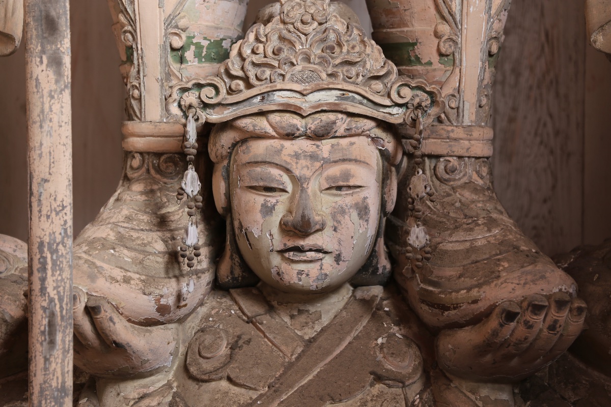 Bodhisattva Statue