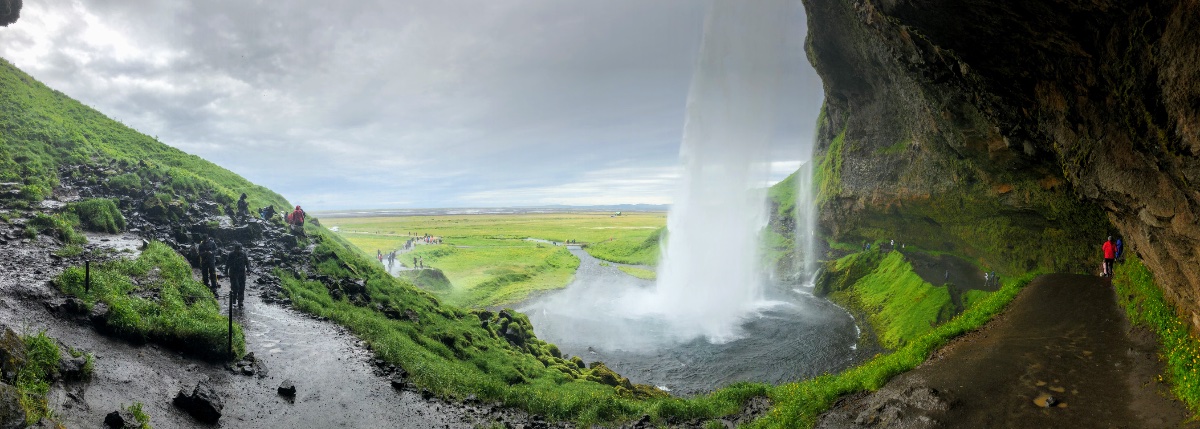 Seljalandsfoss Waterfall