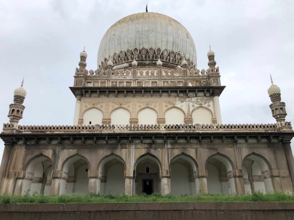 Qutb Shahi Tomb