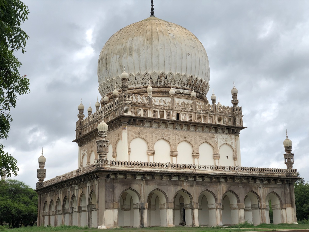Qutb Shahi Tombs