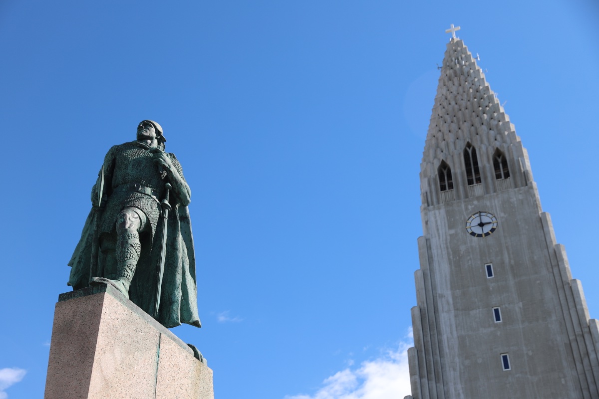 Hallgrímskirkja and Leif Erikson Statue