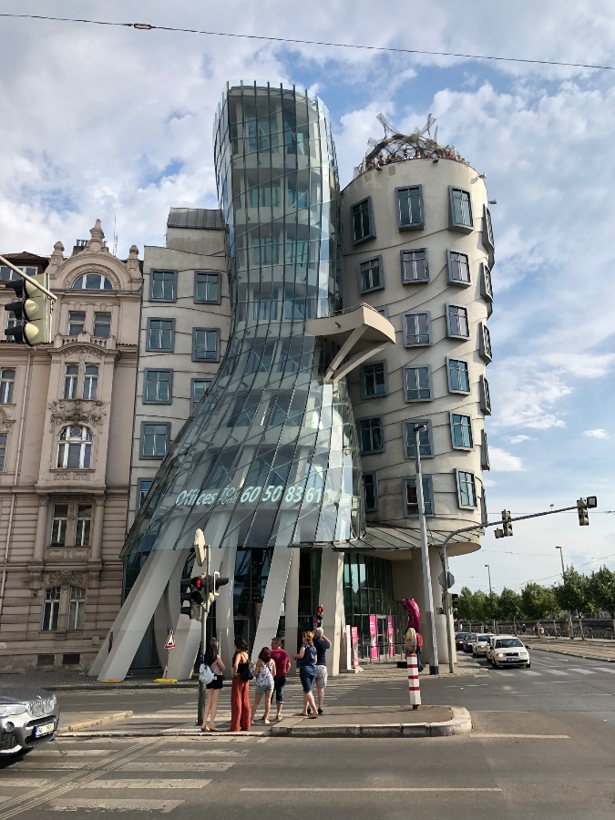 Dancing House