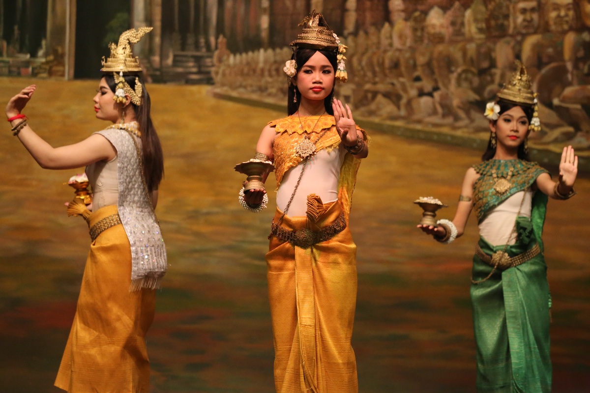 Apsara Dancers