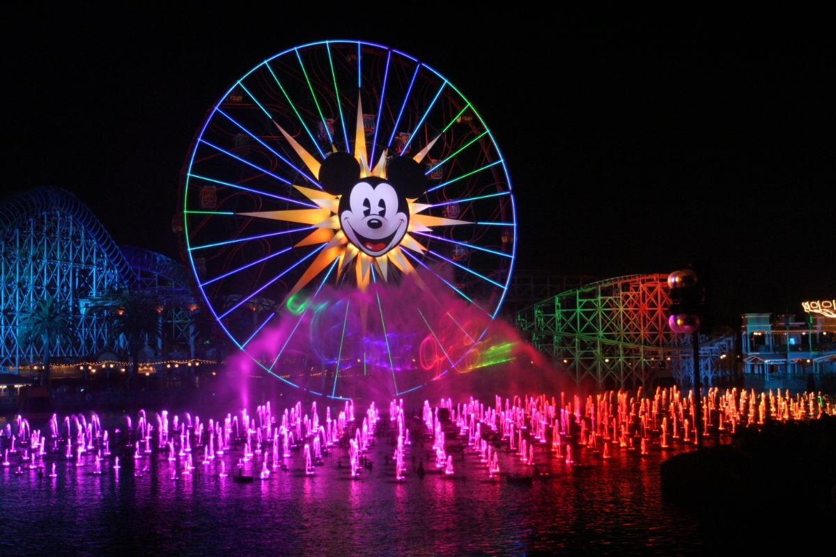 Mickey's Fun Wheel