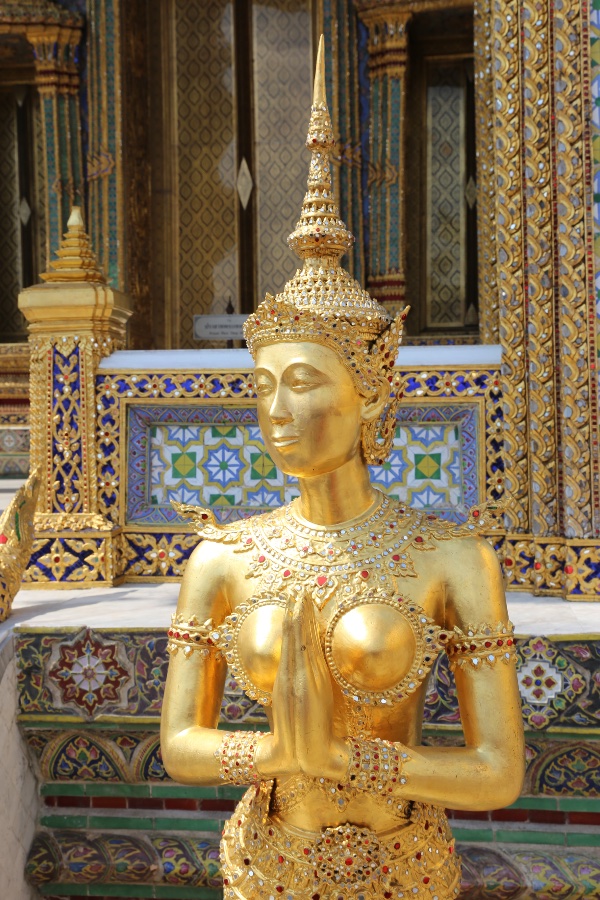 Kinnari Statue at Wat Phra Kaew
