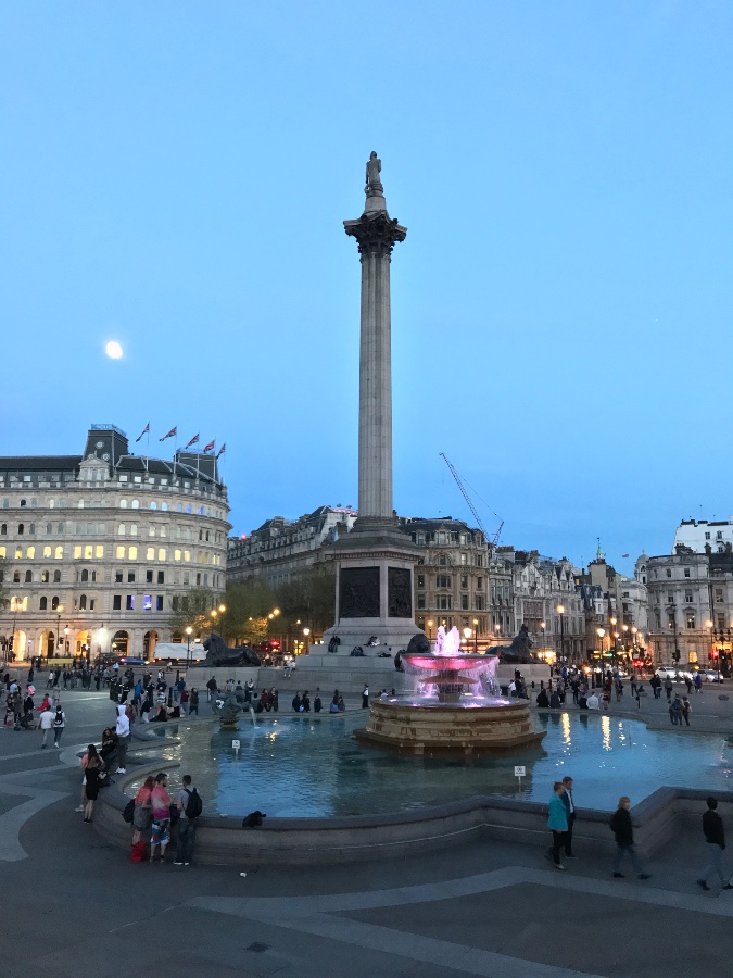 Nelson's Column at Dusk