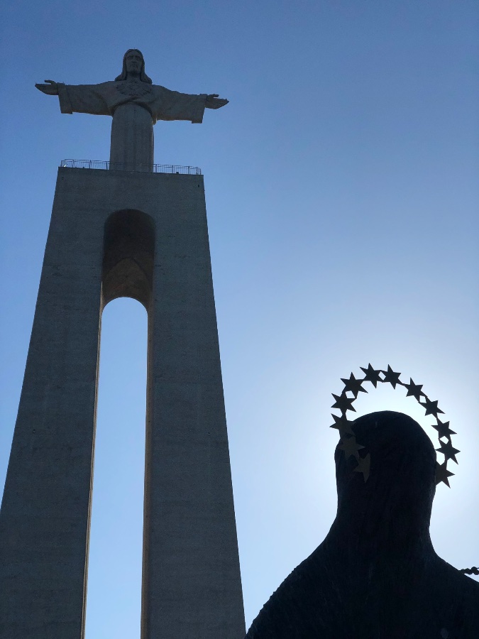 Cristo Rei Statue