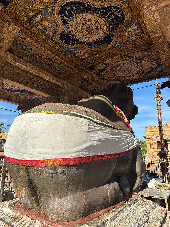 Nandi Statue at Brihadeeswarar Temple