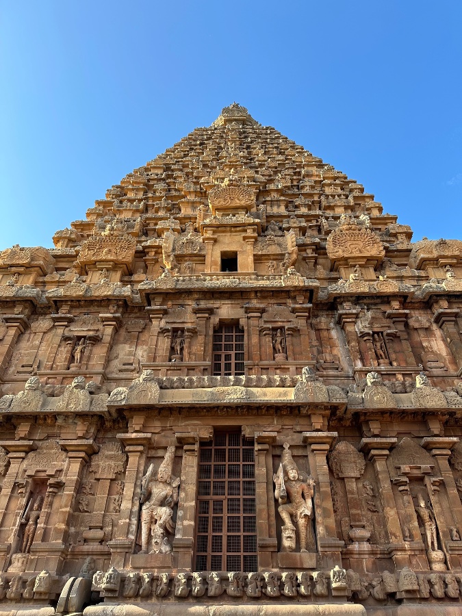 Brihadeeswarar Temple