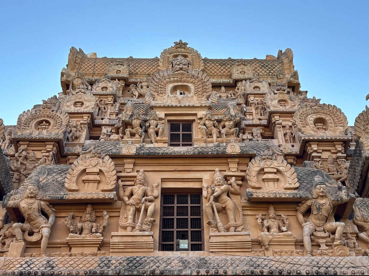 Brihadeeswarar Temple