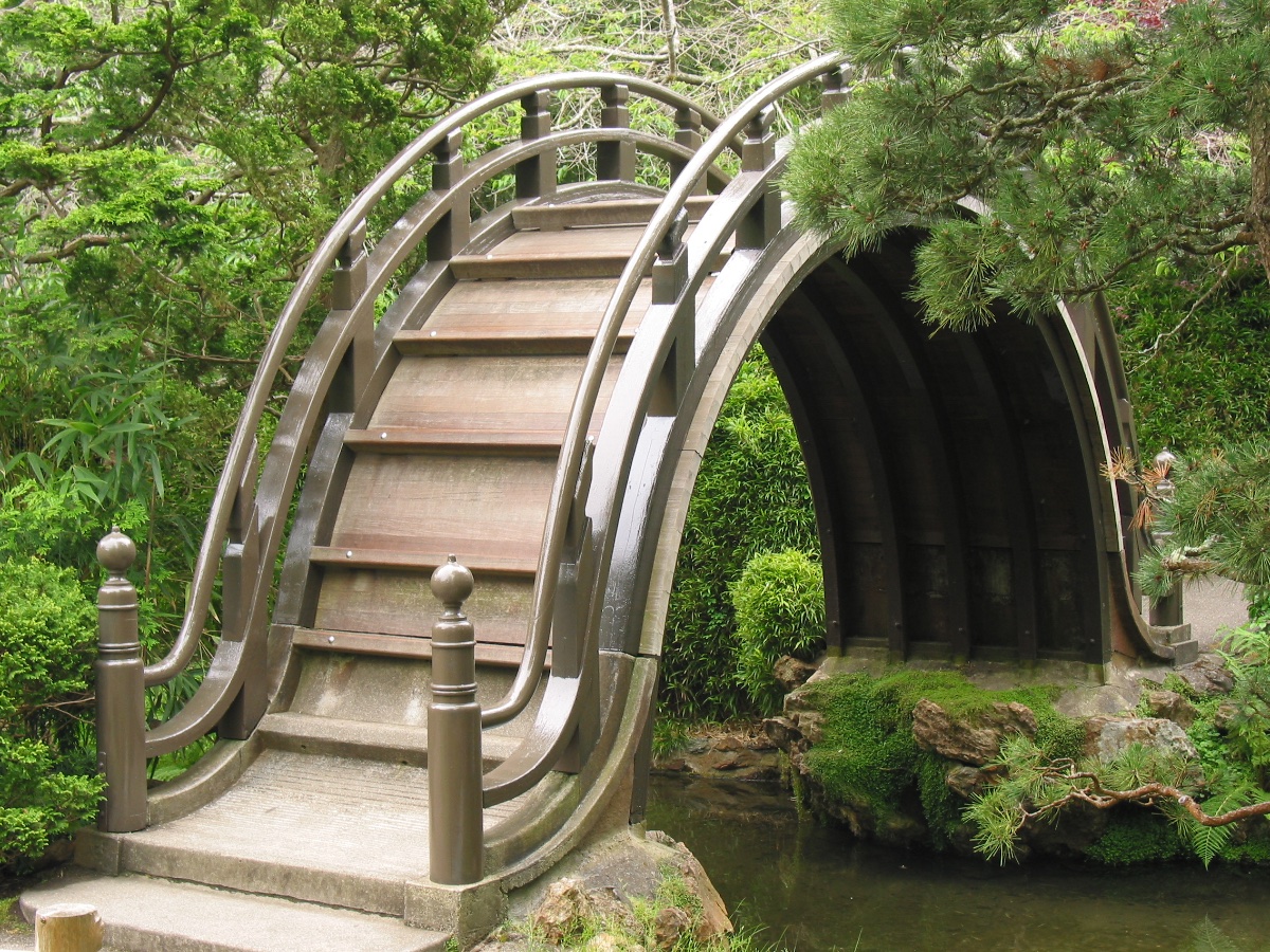 Drum Bridge in Japanese Tea Garden