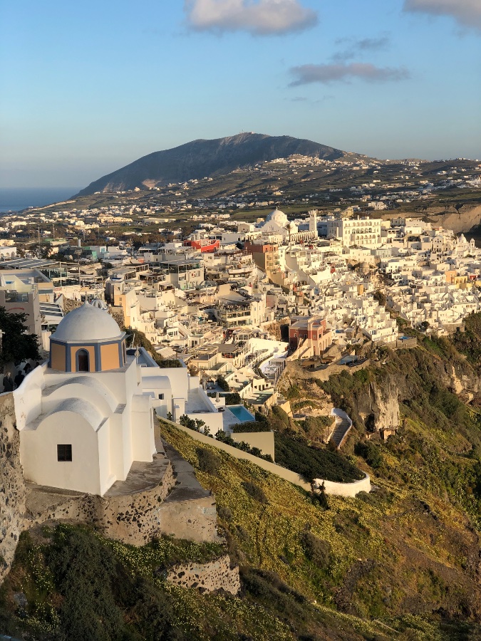Fira Overlook